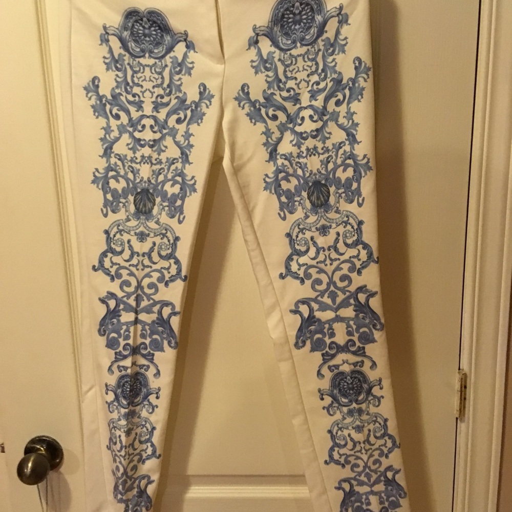 New pants size 6 tricotto